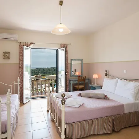 Elaias Gi Apart Otel 4*