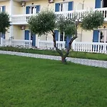 Aparthotel Elaias Gi 4*