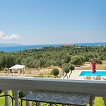 Aparthotel Elaias Gi Mousata