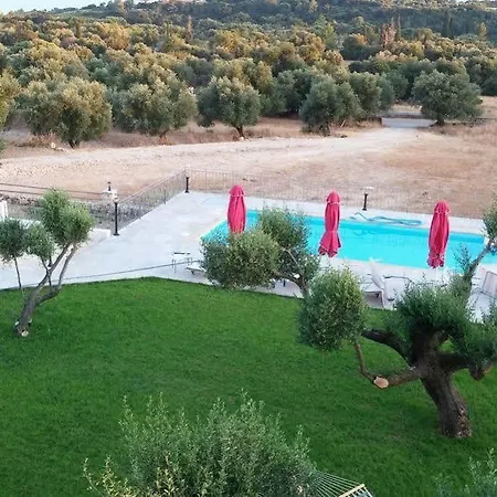 Elaias Gi Apart-hotel Mousata