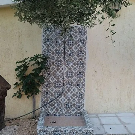 Elaias Gi Апарт-отель 4*