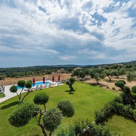 아파트호텔 Elaias Gi 4*