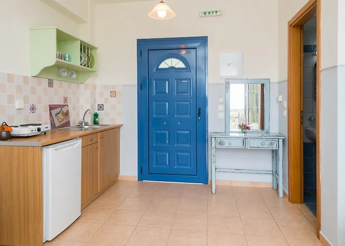 Elaias Gi Apartmanhotel